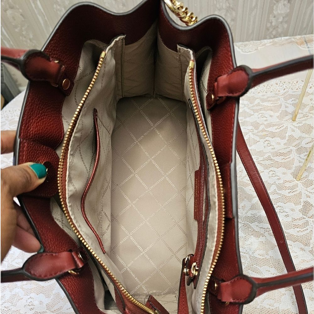 Michael Kors Arielle Red Leather Satchel EUC - Picture 6 of 9